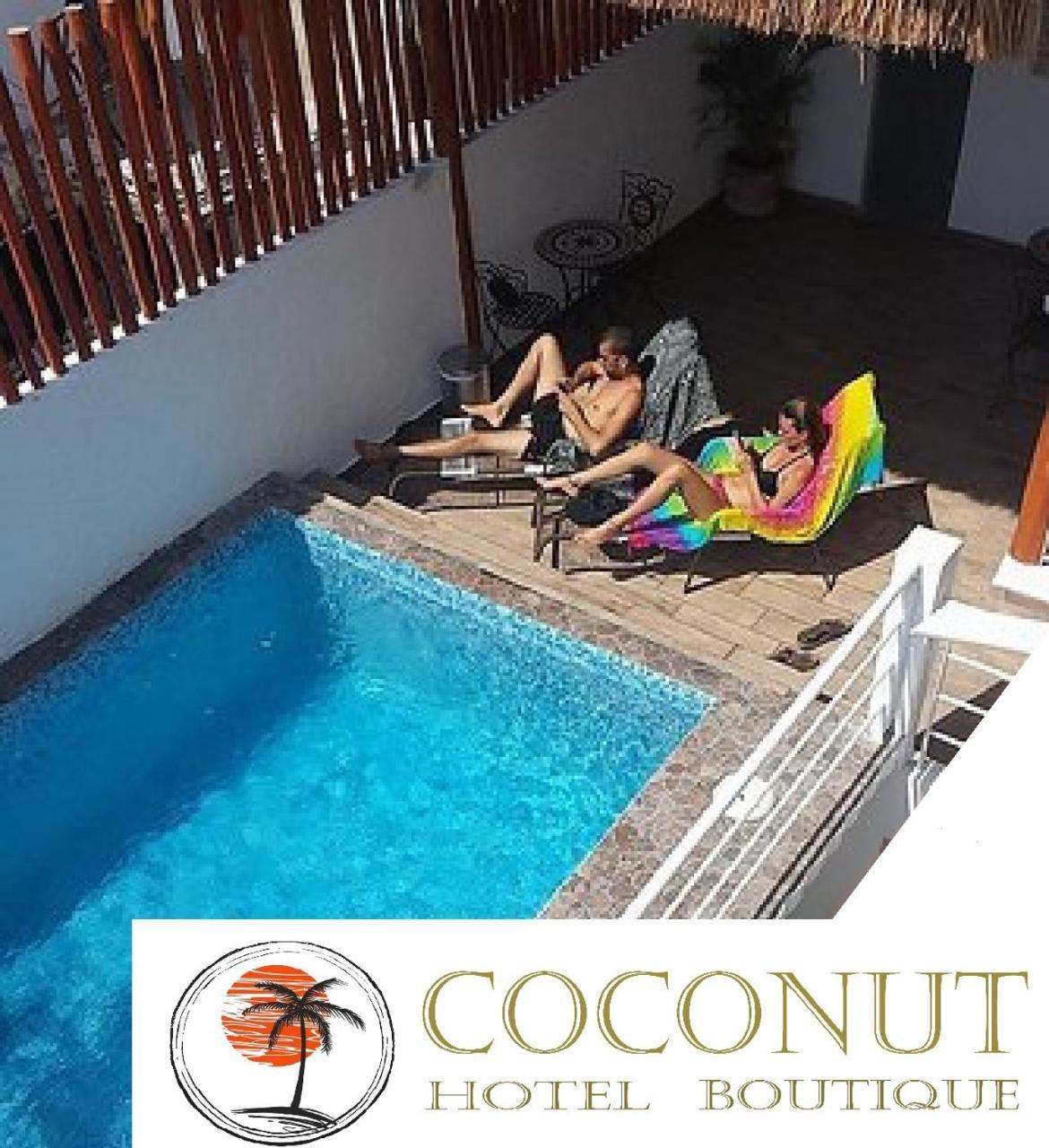 Coconut Hotel Boutique Playa del Carmen Exterior photo